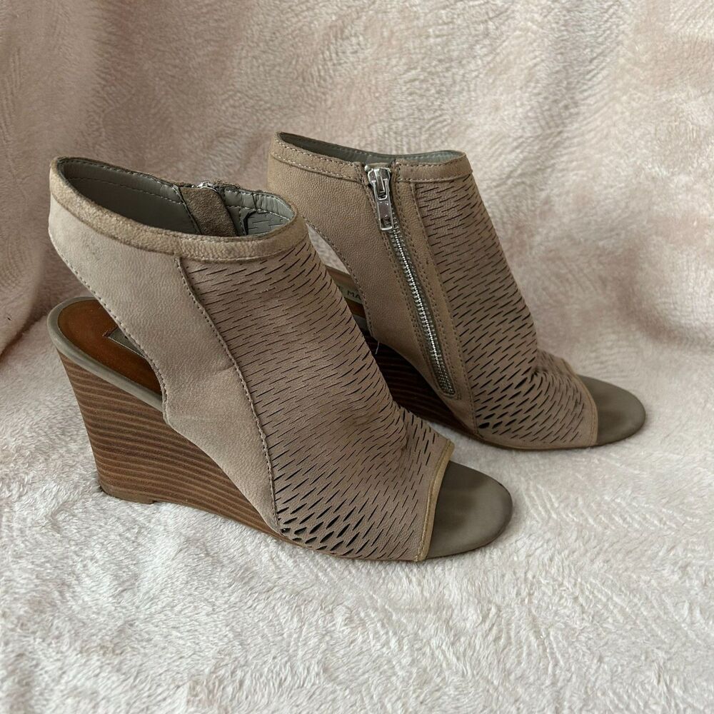 Steve Madden Women's Winny Wedge Sandal, Grey Nubuck, 8.5 M US